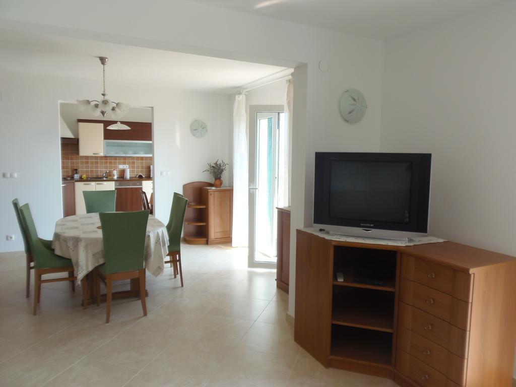 Apartment Marica Stomorska Room photo